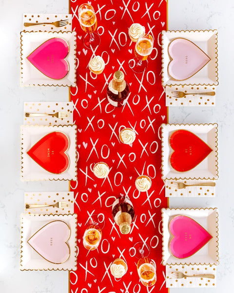 XOXO Table Runner